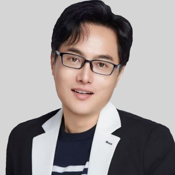 Jielun Zhu