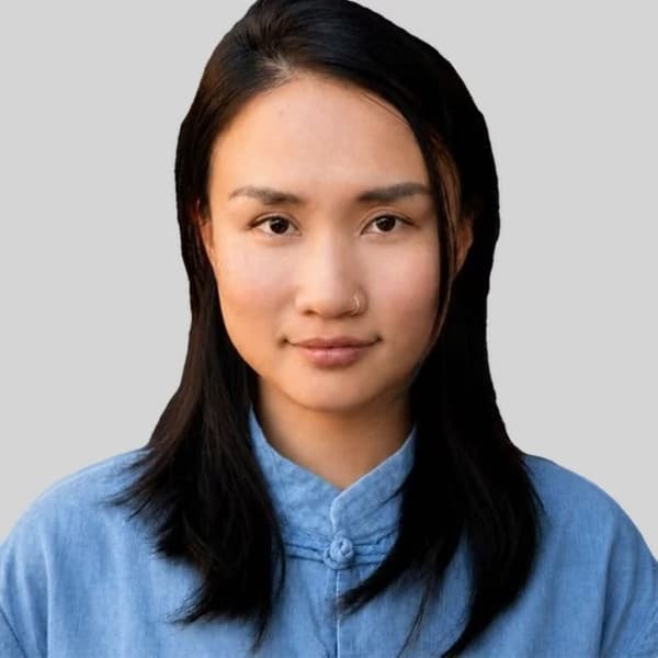 Mia Deng